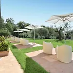 Luxurious In Morre