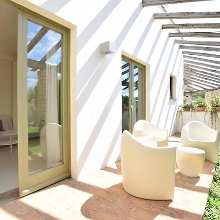 Luxurious In Morre * Morro